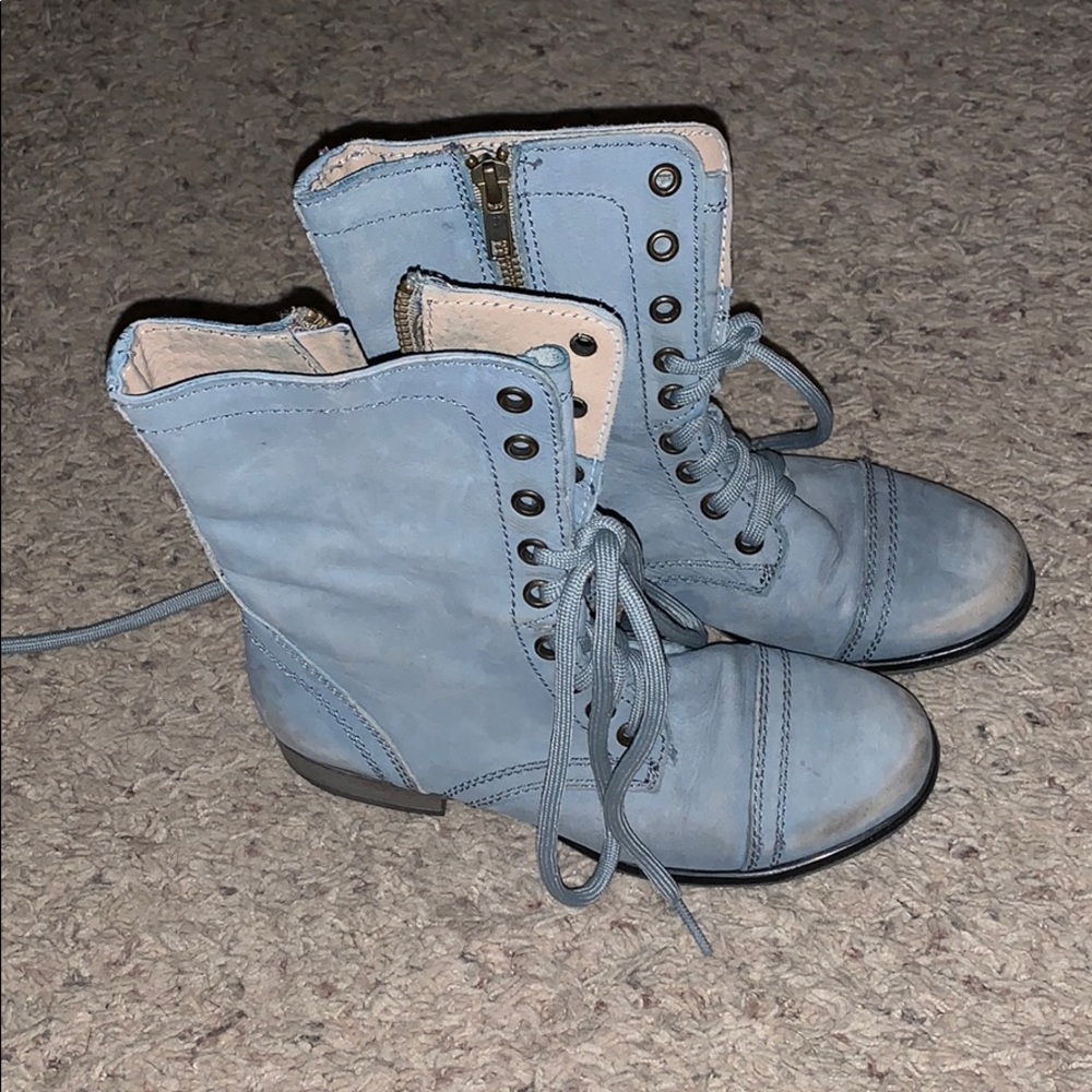 Steve Madden distressed boots